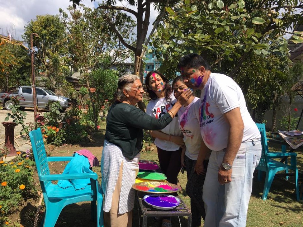 Holi1-1489306456.jpg