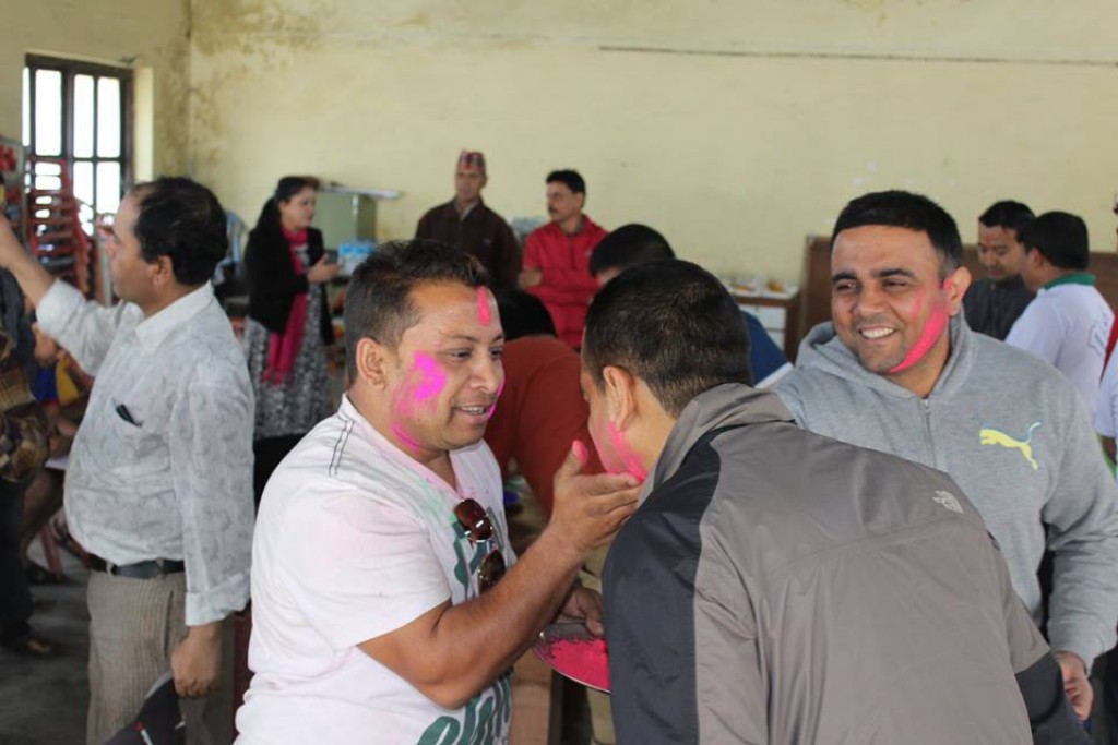 Holi3-1489306456.jpg