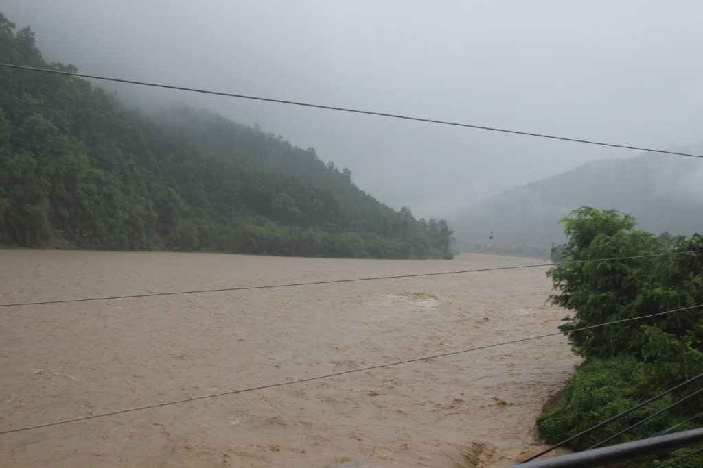 5-Rapti-khola-1502595023.JPG