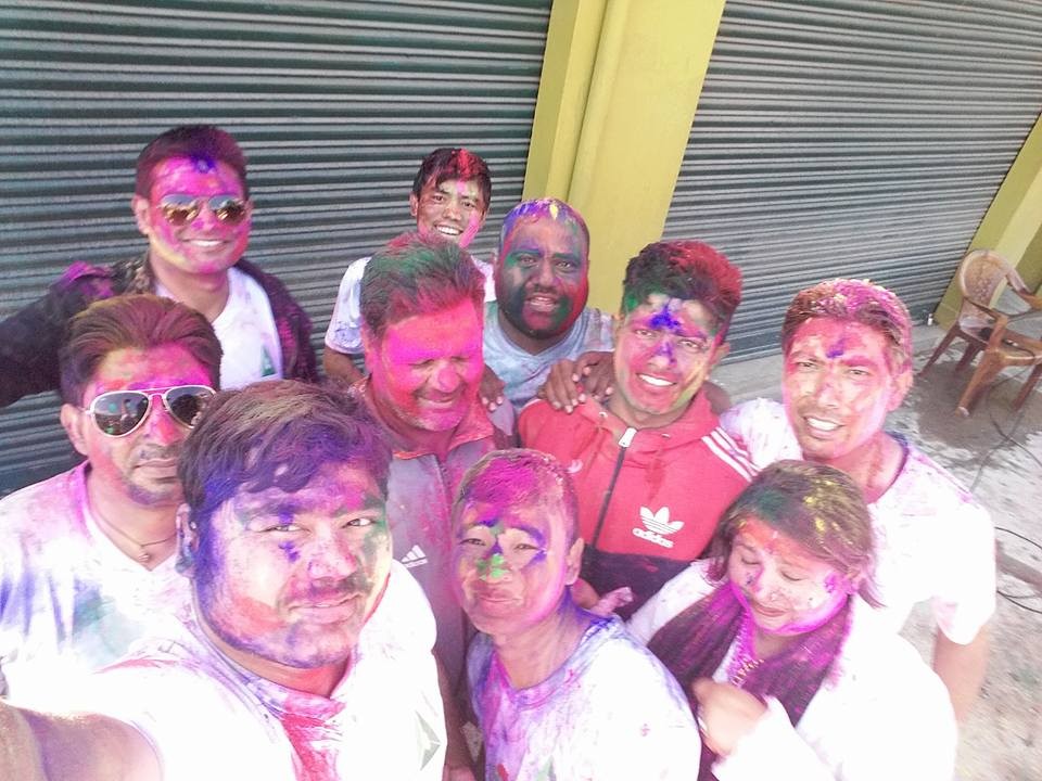 Holi0-1489306297.jpg