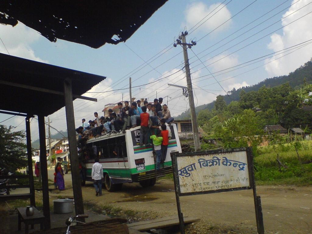 bus-1507356582.jpg
