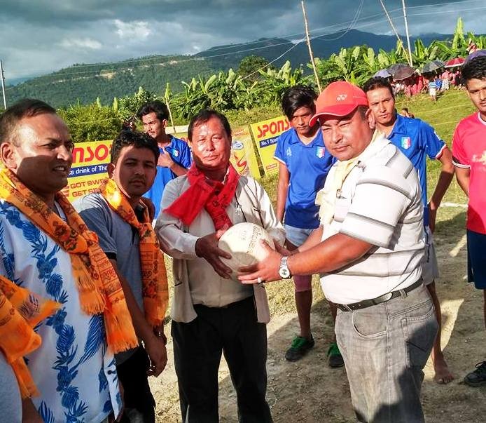ball-handover-1507735077.jpg