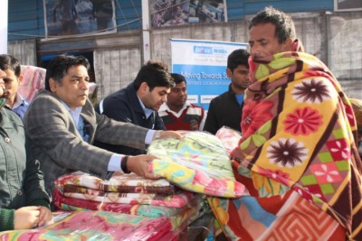 blanket-distribution-csr5-1515429587.jpg