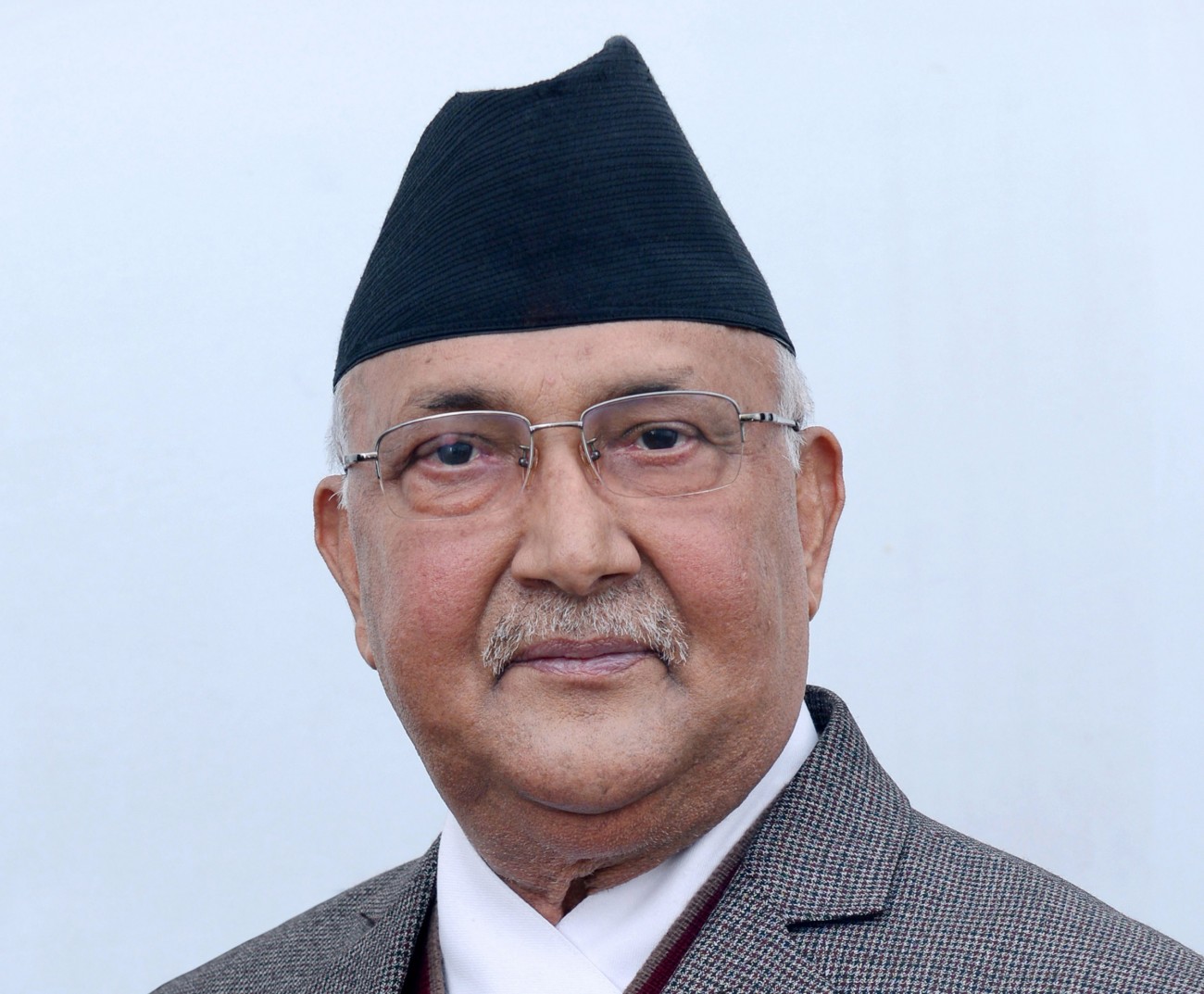 KP-Oli-1518673837.jpg
