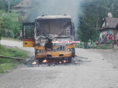 School-Bus-1534212296.jpg