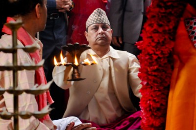 raja-gyanendra-1539790610.jpg