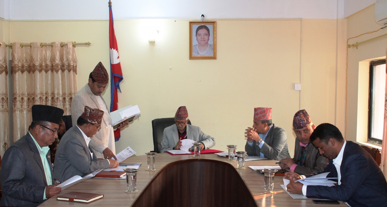 Cabinet-Meeting-3-no.-pra-1542201012.JPG