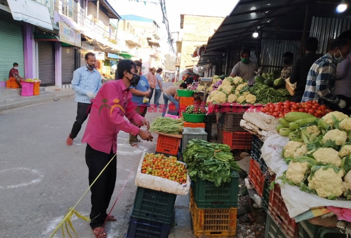 Tarkari-Bazaar-(3)-1585397914.jpg