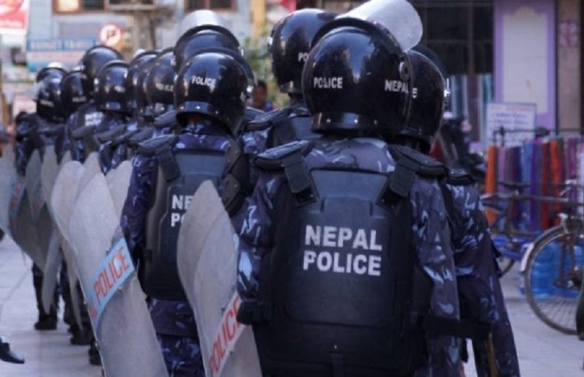 Police-1589353428.jpg