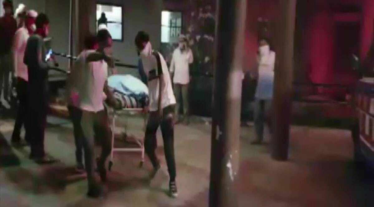 Gujrat-Hospital-Fire-1619848576.jpg