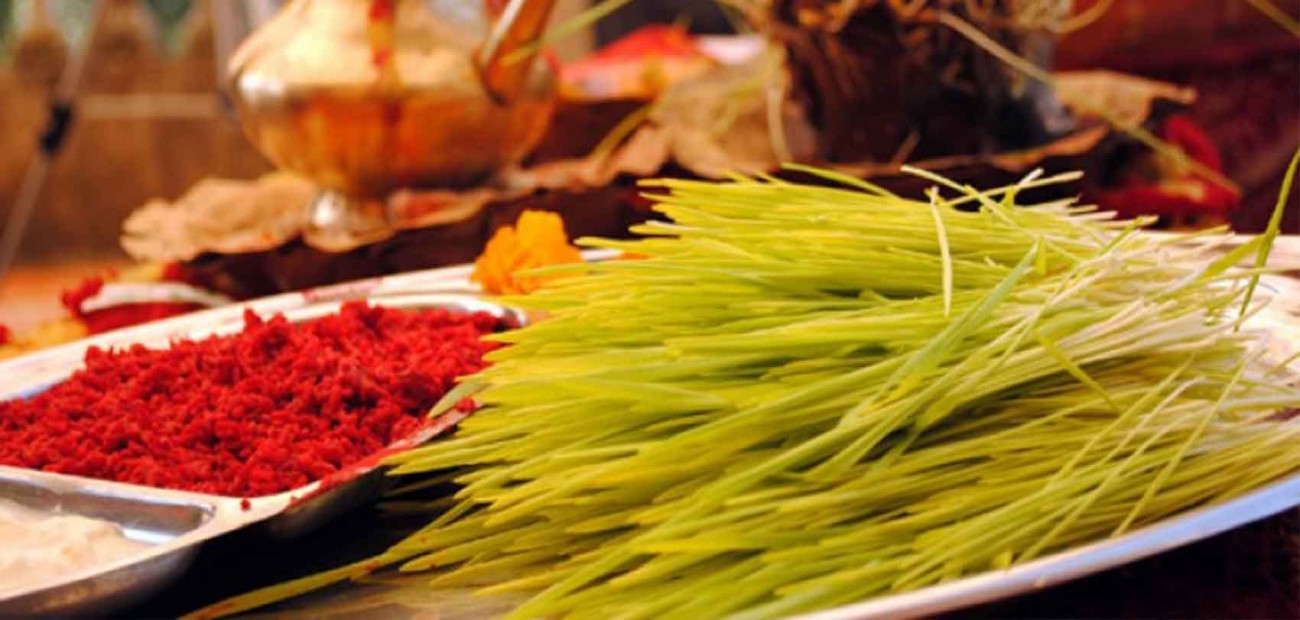 Dashain-Tika1-1634267111.jpg