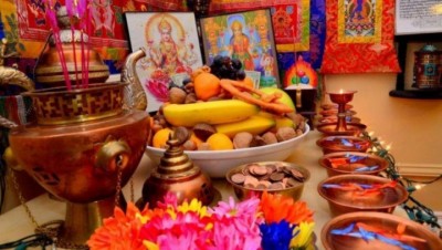 Laxmi-pooja-tihar-870x490-1666569915.jpg