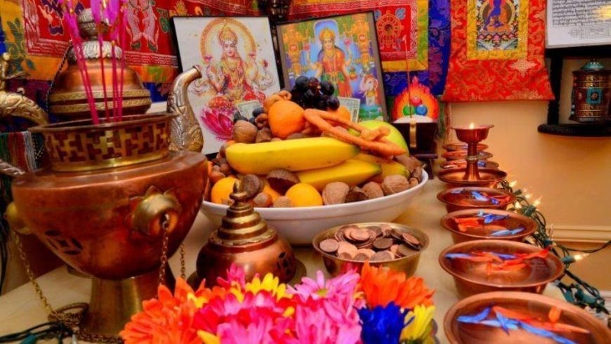 Laxmi-pooja-tihar-870x490-1666569915.jpg