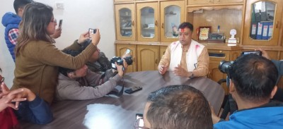 Indra-Baniya-Press-Meet-1669298893.jpg