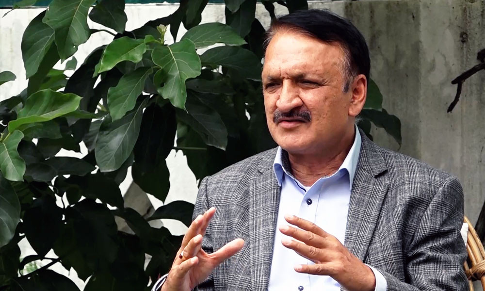 Dr-Prakash-Saran-Mahat-5-1701762381.jpg
