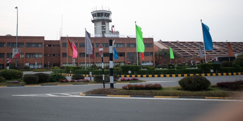 airport2025-09-10-12-50-1-1761399142.jpg